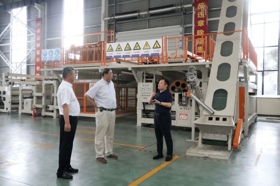 中国建筑防水协会秘书长朱冬青赴蓝翎环科进行考察调研工作!丨协会